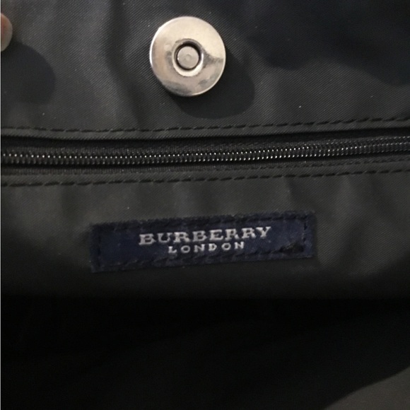 Authentic Burberry London Nova Check Tote Bag - Picture 6 of 16